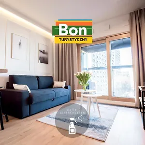 https://patronus-exlusive-apartments-mennica-residence-ulgrzybowska43a.warsawhotelspoland.com